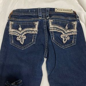Gently worn rock revival skinny jeans